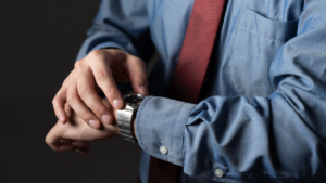 「スポットワークの仕組みと利用時の注意事項」のアイキャッチ画像